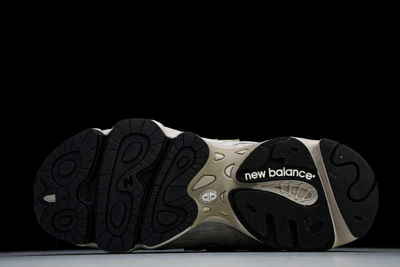 New Balance 1000