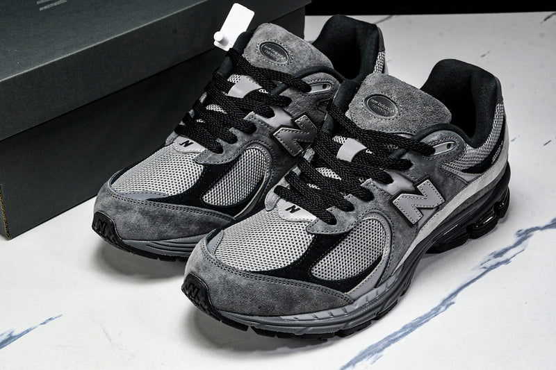 New Balance 2002