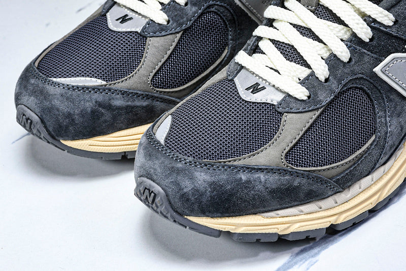 New Balance 2002