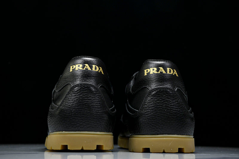 Tênis Prada