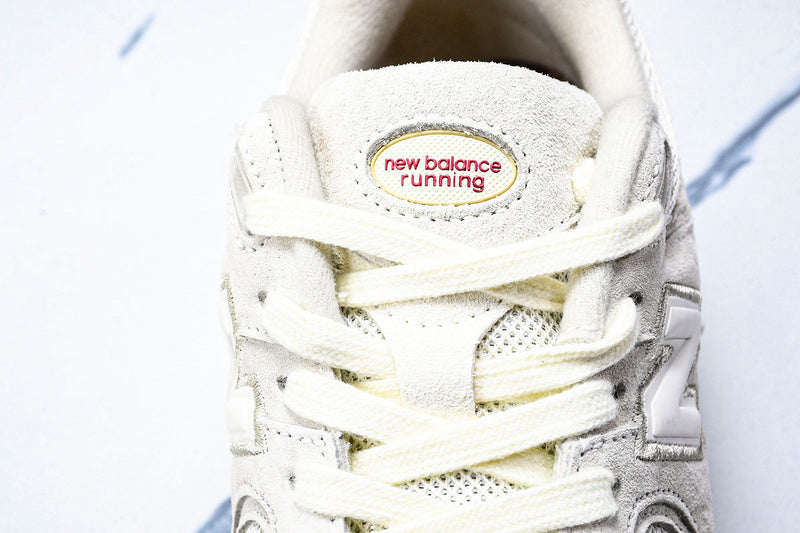 New Balance 2002