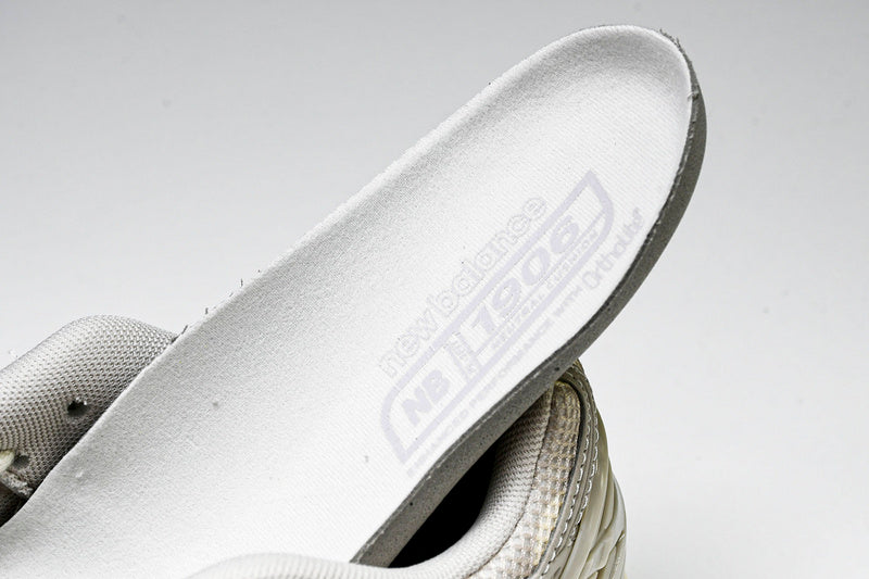 New Balance 1906