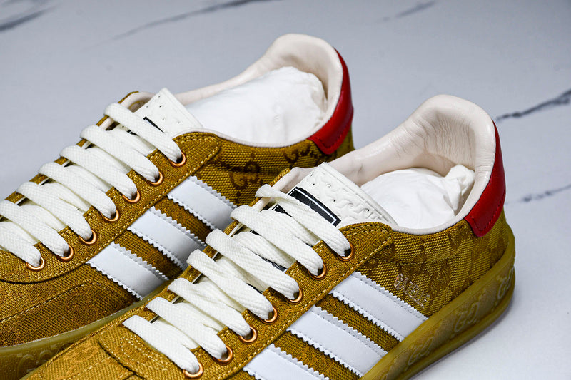 Tênis Adidas Gazelle Gucci