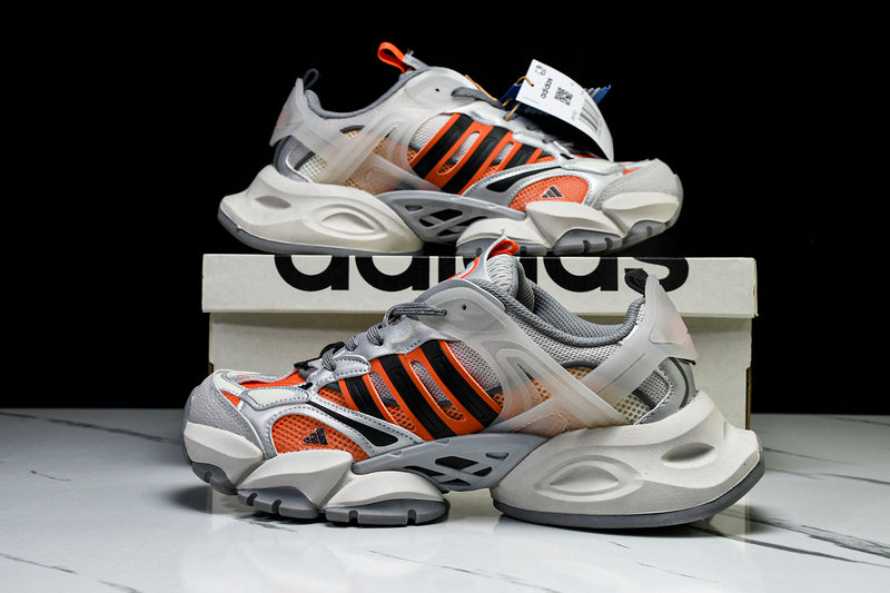 Tênis Adidas XLG