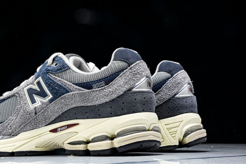 New Balance 2002