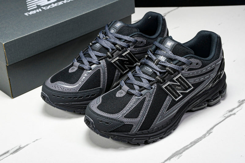 New Balance 1906