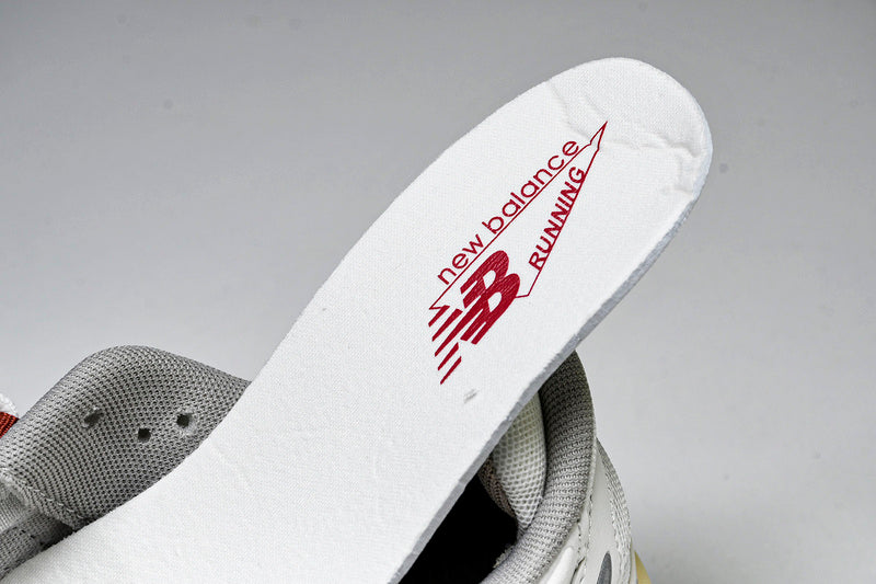 New Balance 1000