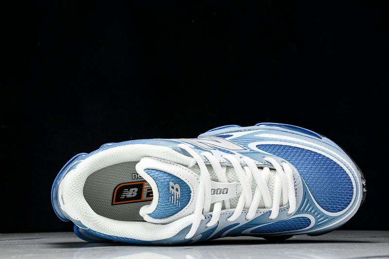 New Balance 2000 Sneakers