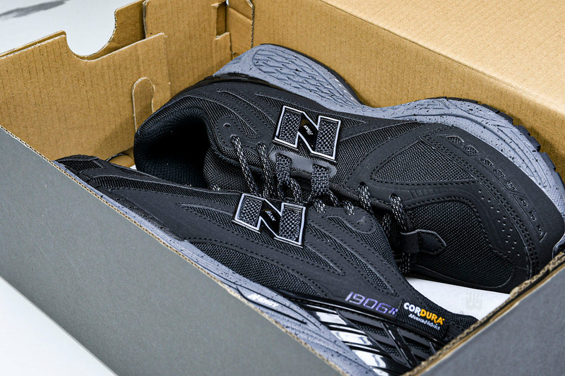 New Balance 1906