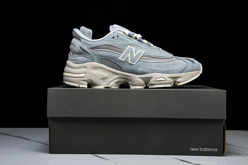 New Balance 1000