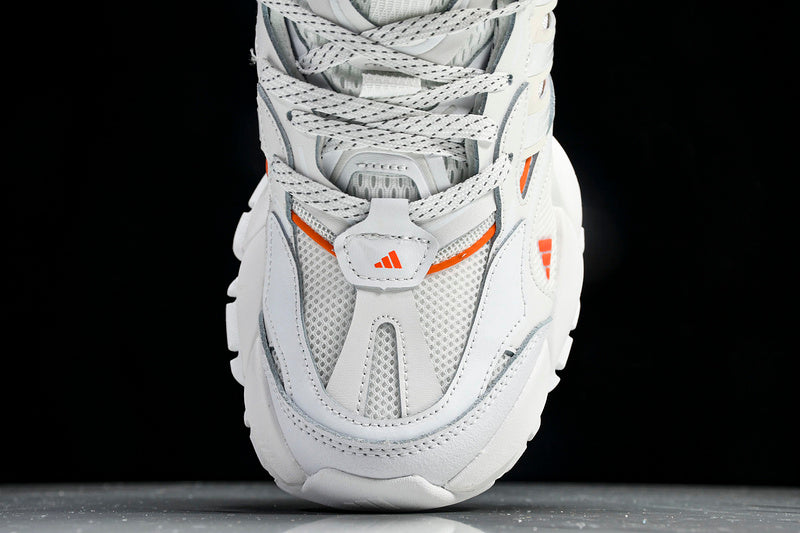 Tênis Adidas XLG