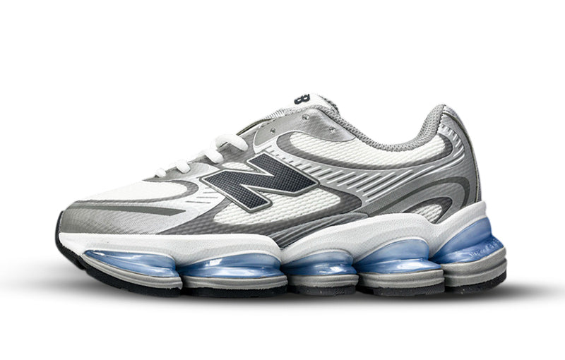 New Balance 2000 Sneakers