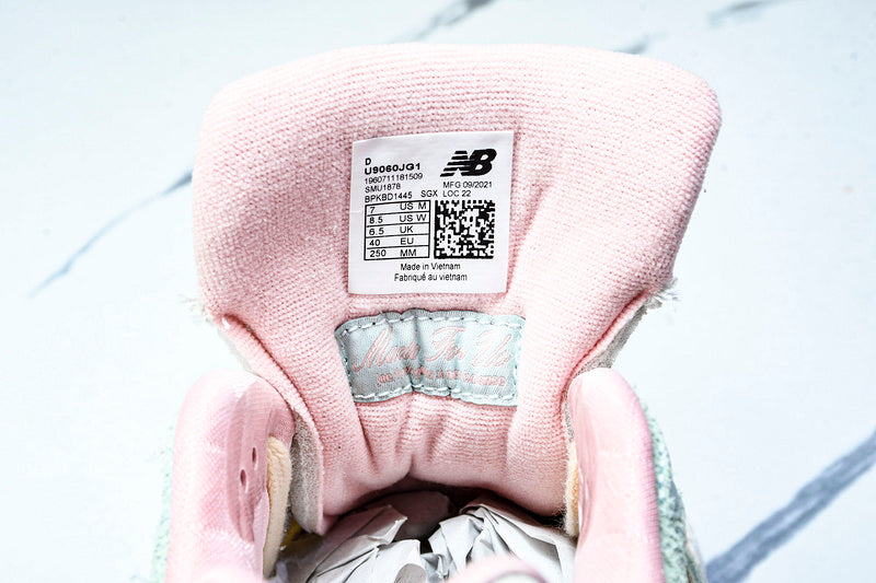 New Balance 9060