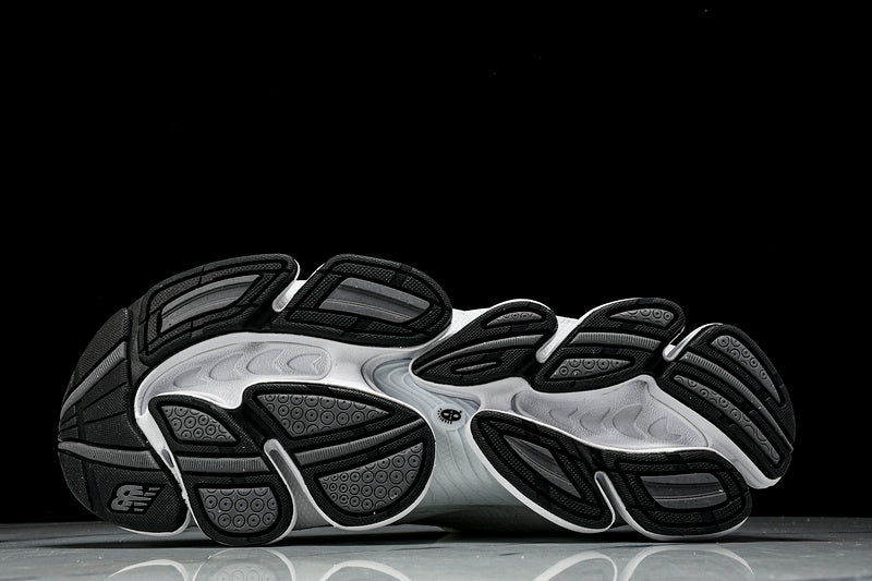 New Balance 2000 Sneakers
