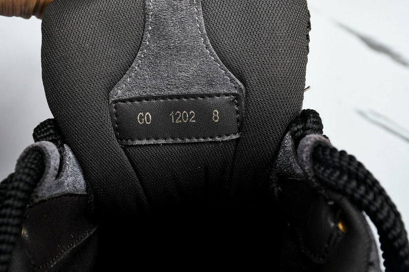 Tênis Louis Vuitton