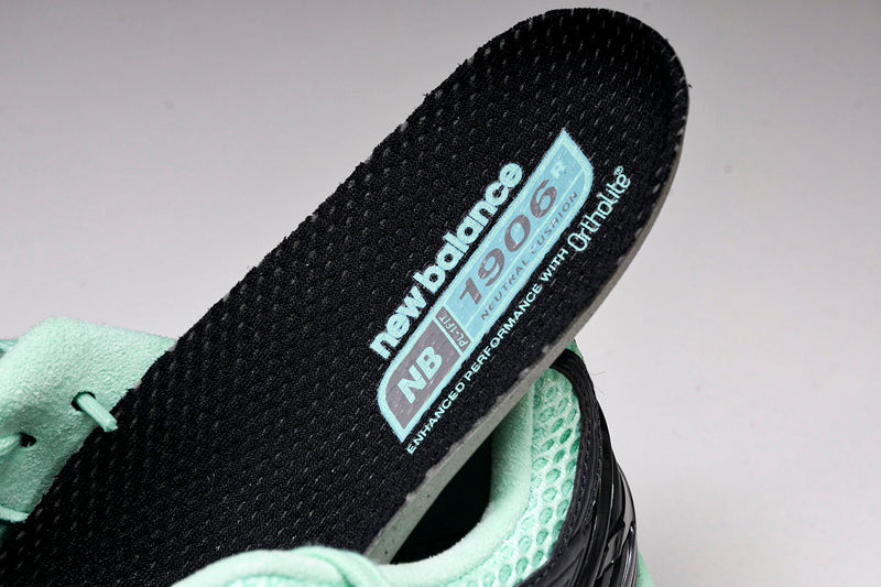 New Balance 1906