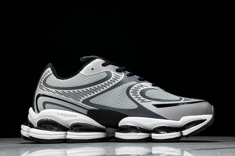 New Balance 2000 Sneakers