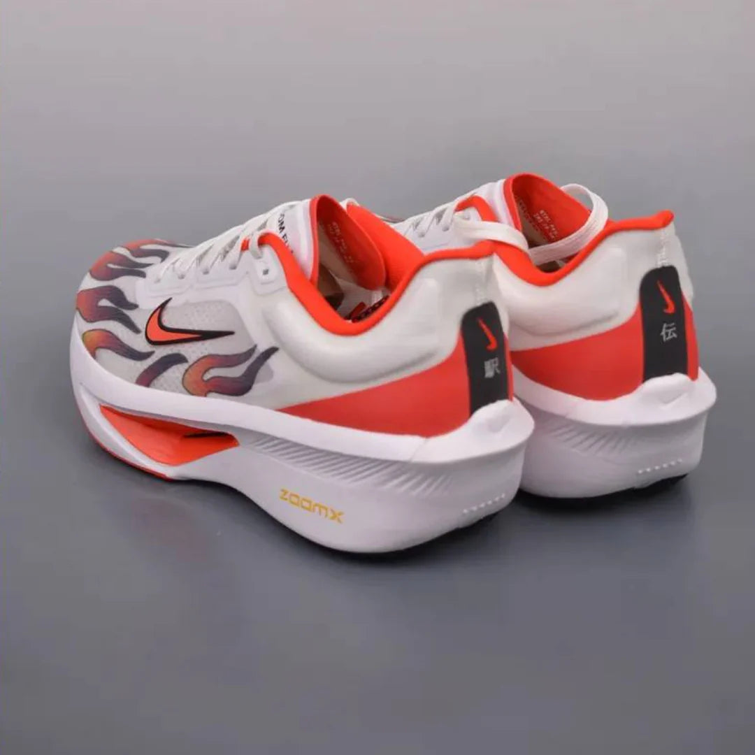 Nike Zoom Fly 6