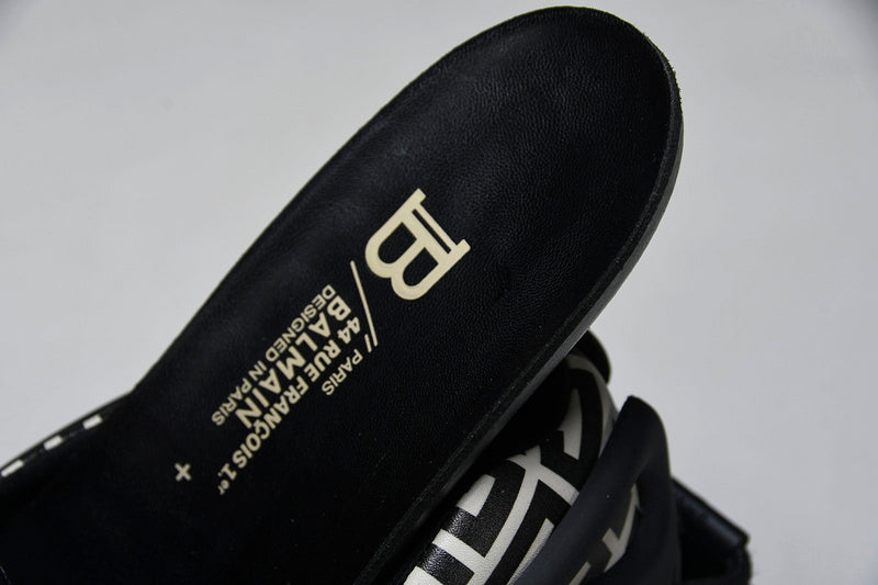 Balenciaga Unicorn