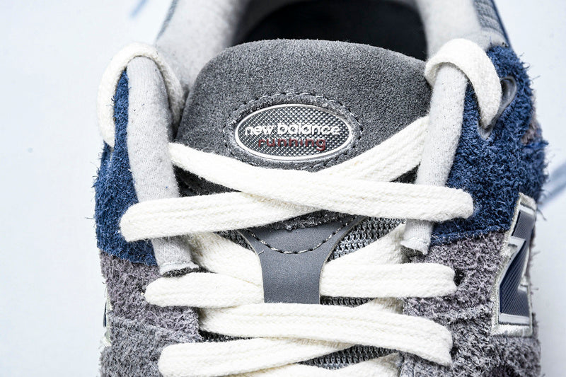 New Balance 2002