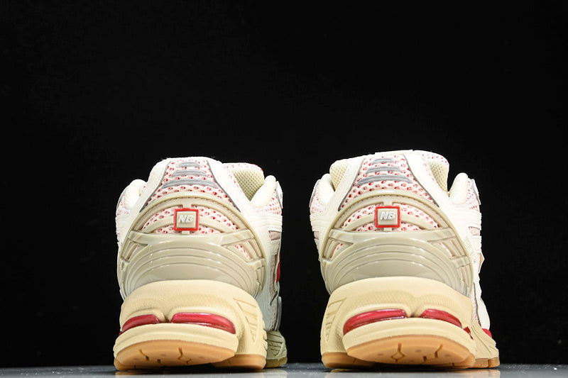 New Balance 1906