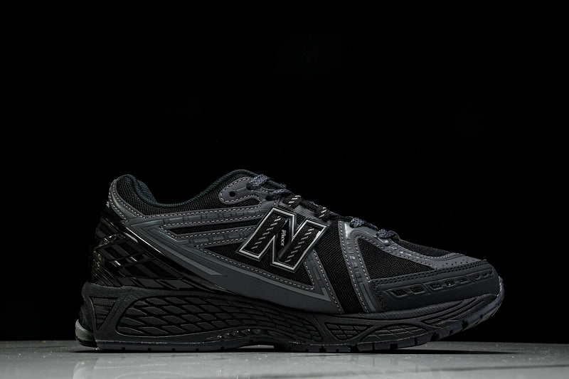 New Balance 1906