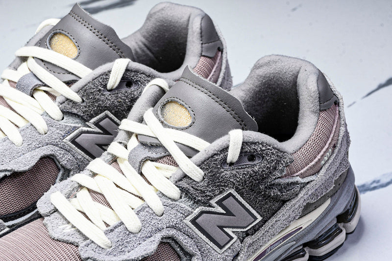 New Balance 2002