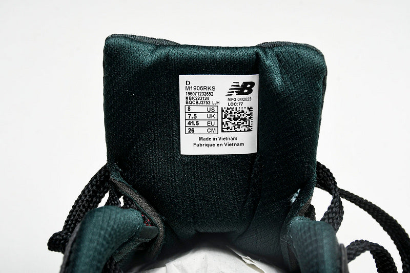 New Balance 1906