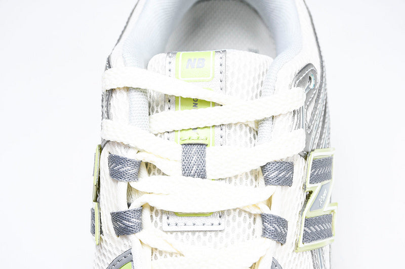 New Balance 1906