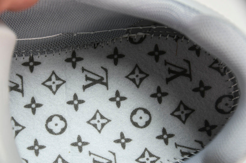 Tênis Louis Vuitton