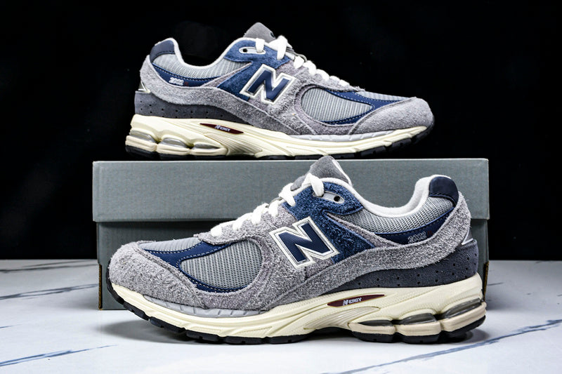 New Balance 2002