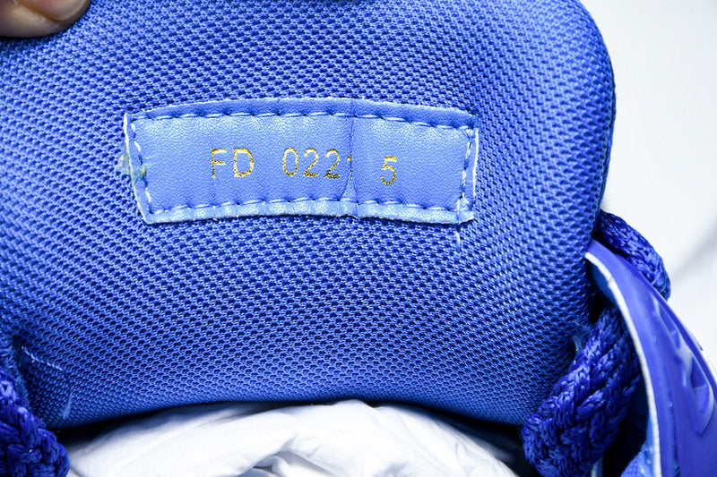Tênis Louis Vuitton