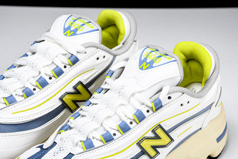 New Balance 1000