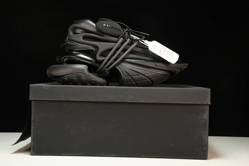 Balenciaga Unicórnio