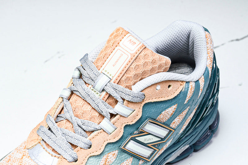 New Balance 1906