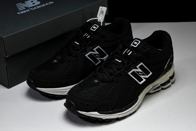 New Balance 1906