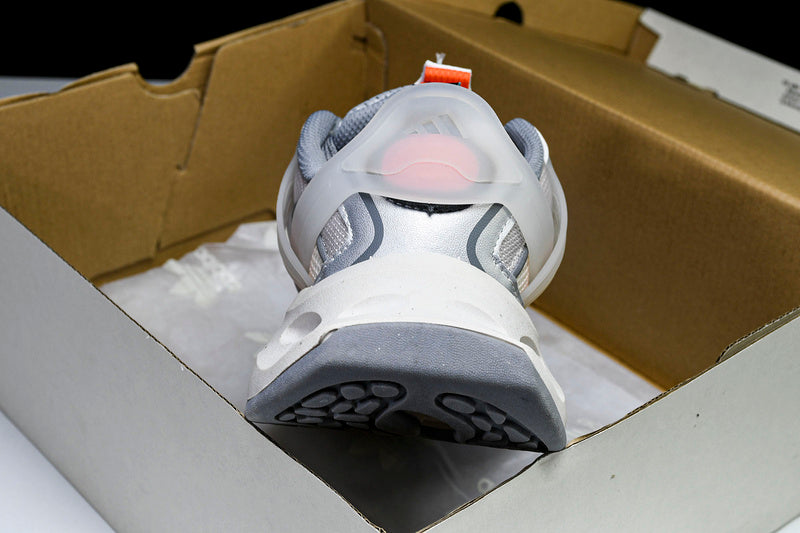 Tênis Adidas XLG