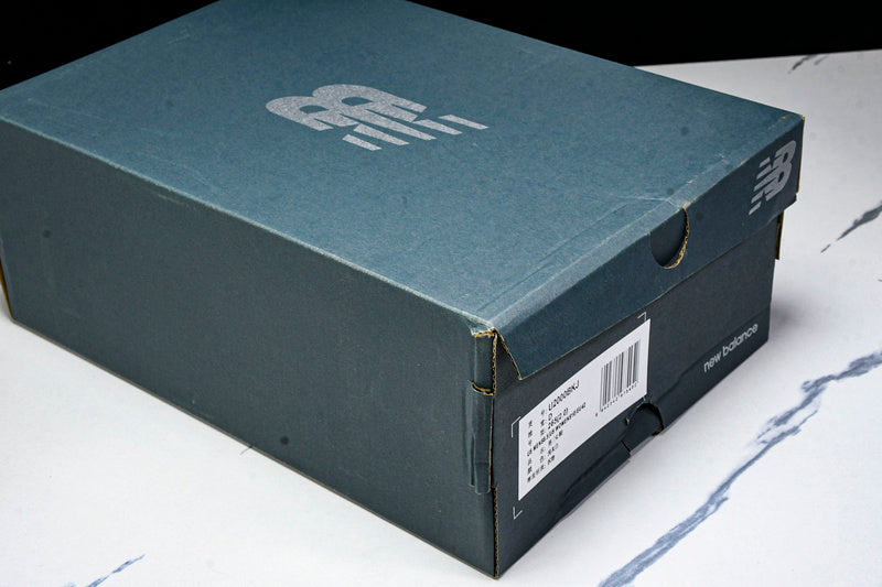 New Balance 2000 Sneakers