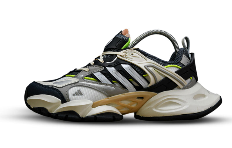 Tênis Adidas XLG