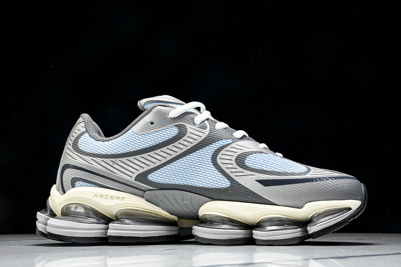 New Balance 2000 Sneakers