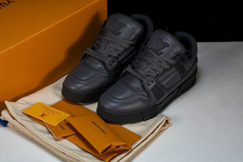 Tênis Louis Vuitton