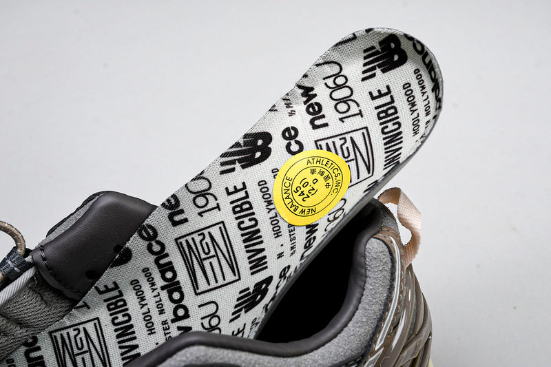 New Balance 1906