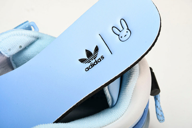 Tênis Adidas x Bad Bunny