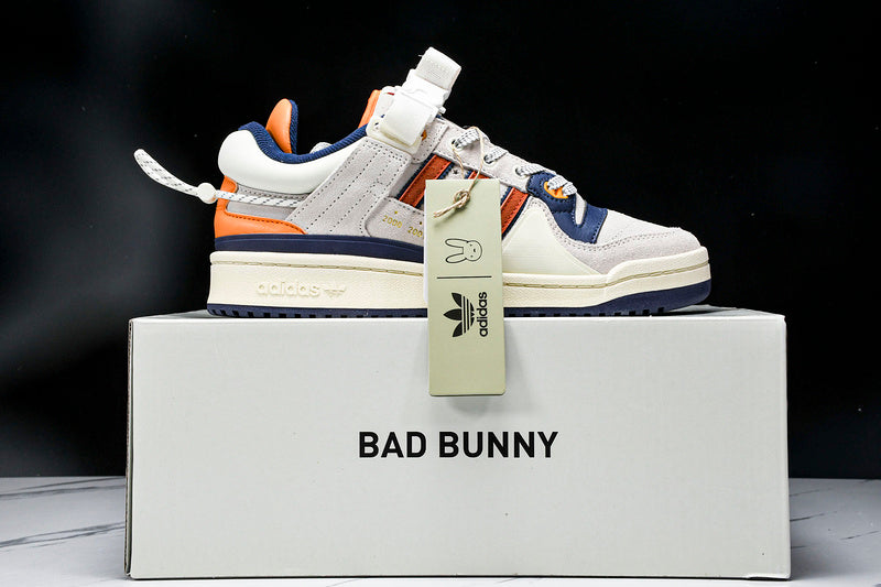 Tênis Adidas x Bad Bunny
