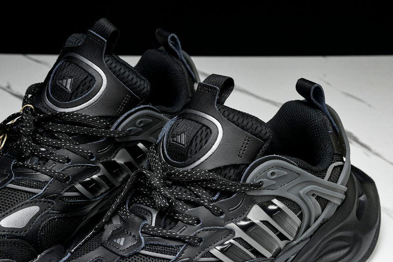 Tênis Adidas XLG