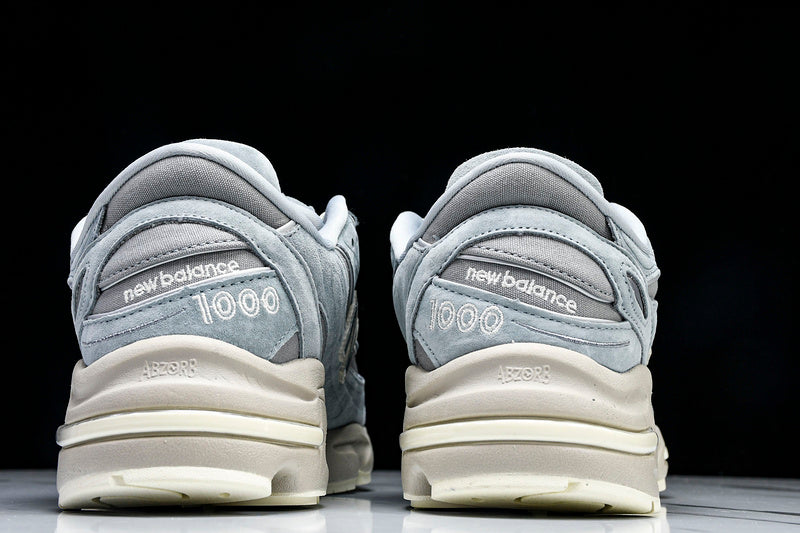 New Balance 1000