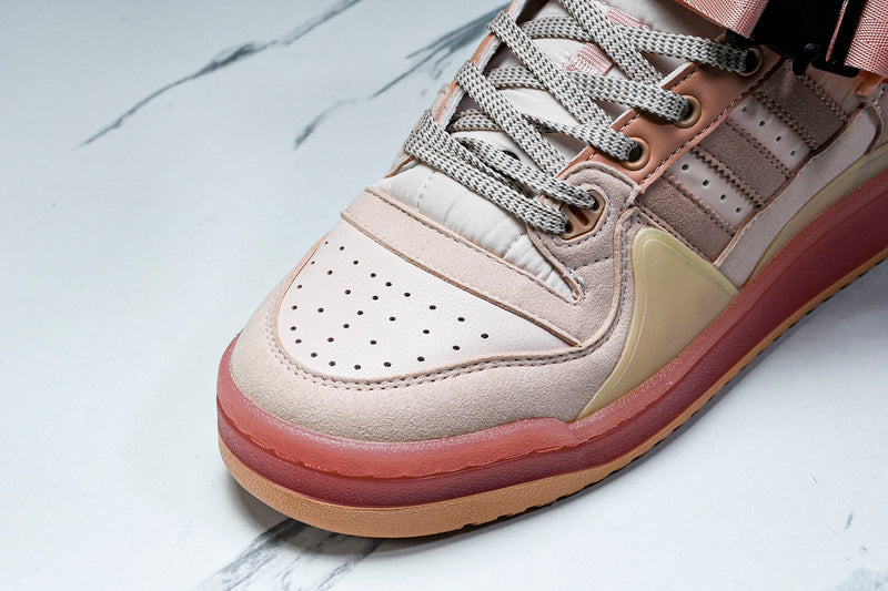 Tênis Adidas x Bad Bunny