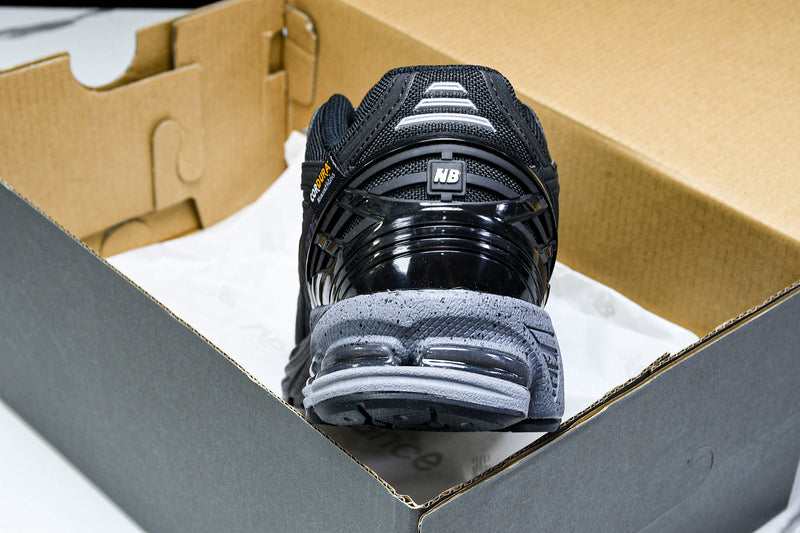 New Balance 1906