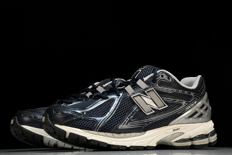 New Balance 1906