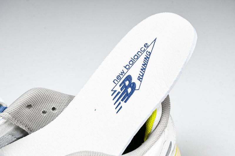 New Balance 1000